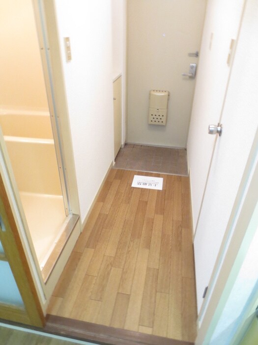 物件内観写真19　(廊下)