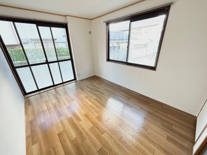 物件内観写真9　(居室)