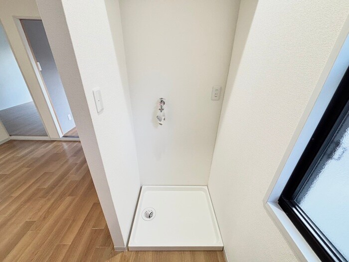 物件内観写真20　(洗濯機置場)