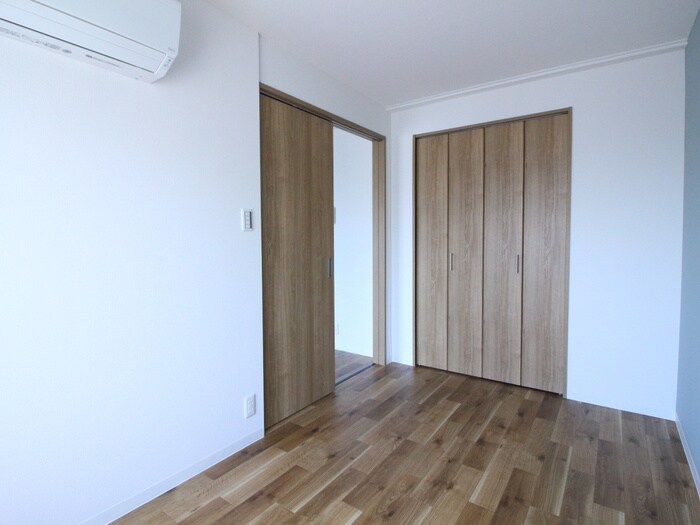 物件内観写真19　(居室)