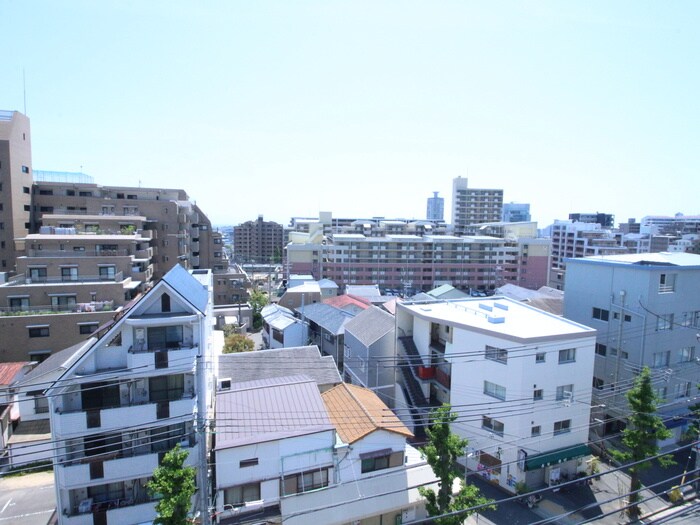 物件内観写真22　(室内からの展望)