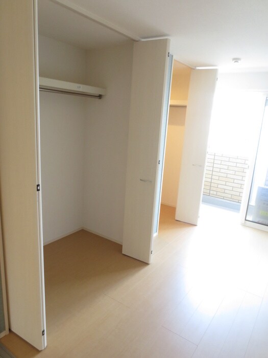 物件内観写真13　(収納)