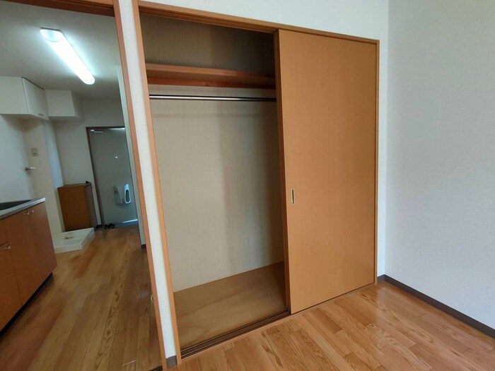 物件内観写真10　(収納)