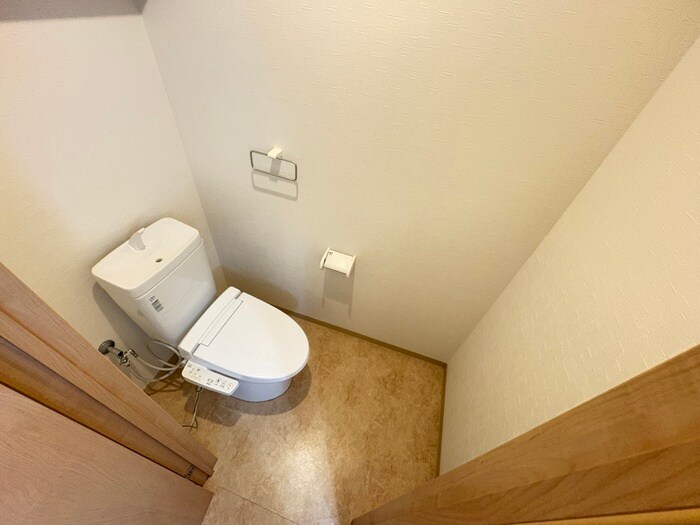 物件内観写真13　(トイレ)