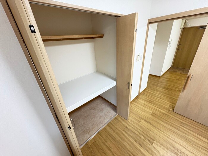 物件内観写真18　(収納)