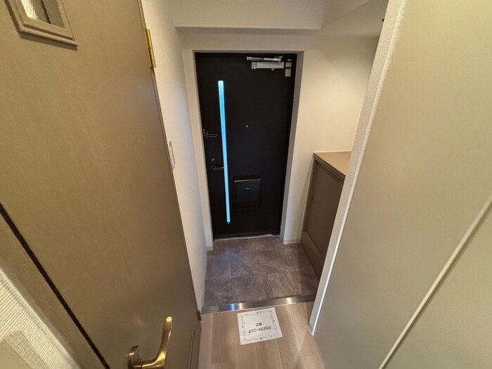 物件内観写真14　(玄関)