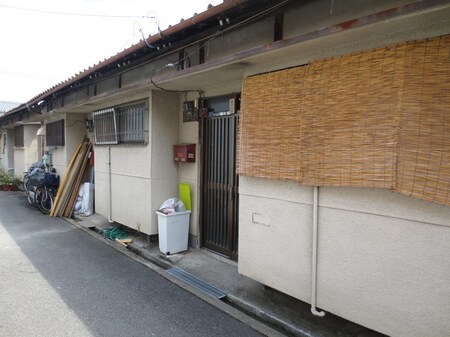 恒栄商事貸家西（4-5-7）外観写真
