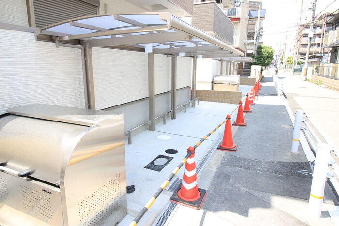 物件外観写真3　(駐輪場)