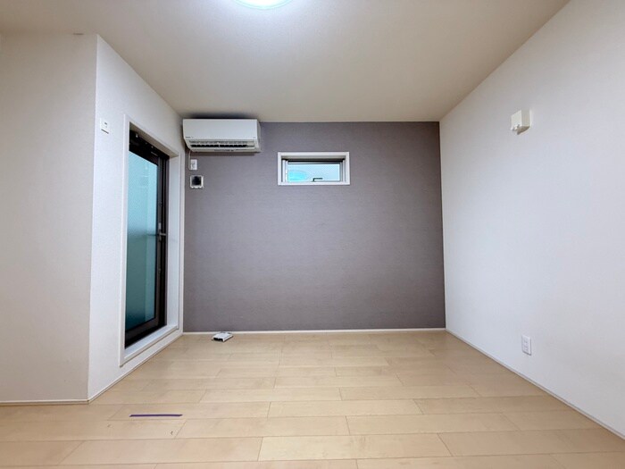 物件内観写真15　(居室)