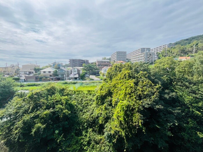 物件内観写真21　(室内からの展望)