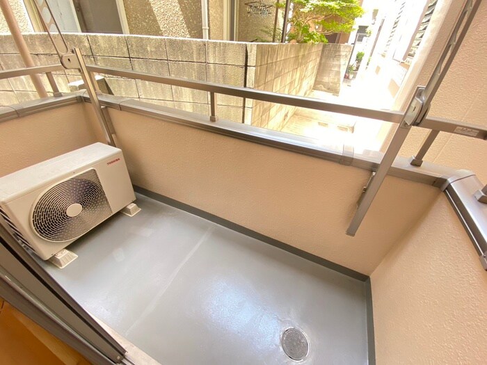 物件内観写真16　(ベランダ・バルコニー)