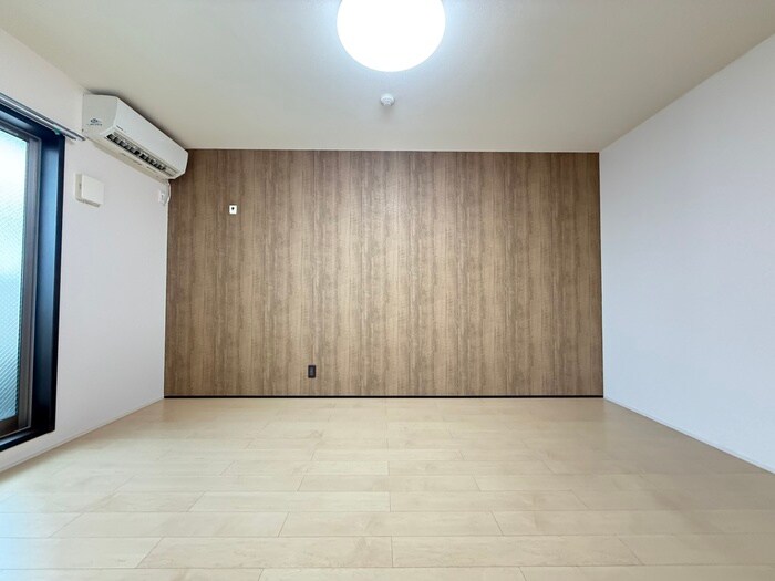 物件内観写真15　(居室)