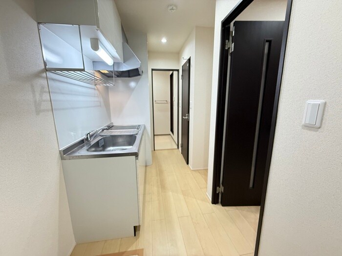 物件内観写真18　(廊下)