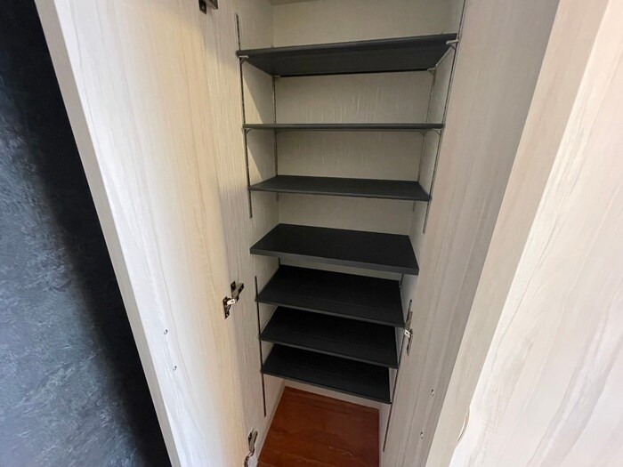 物件内観写真18　(靴箱)