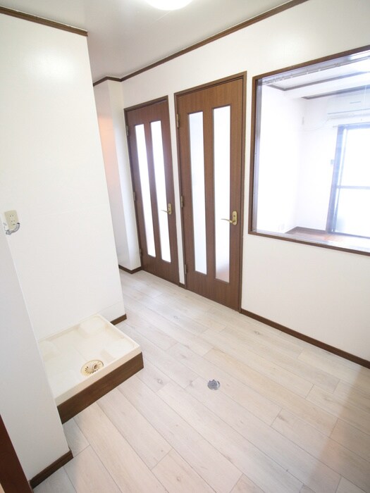 物件内観写真9　(廊下)