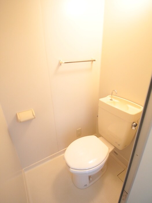 物件内観写真12　(トイレ)