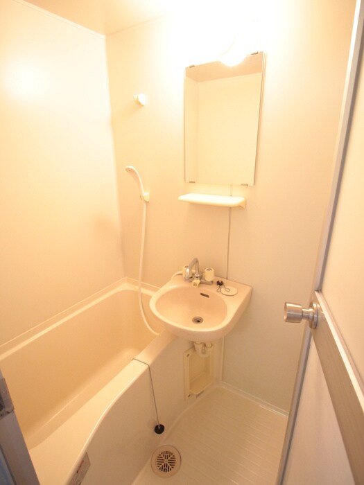 物件内観写真13　(バス／シャワールーム等)