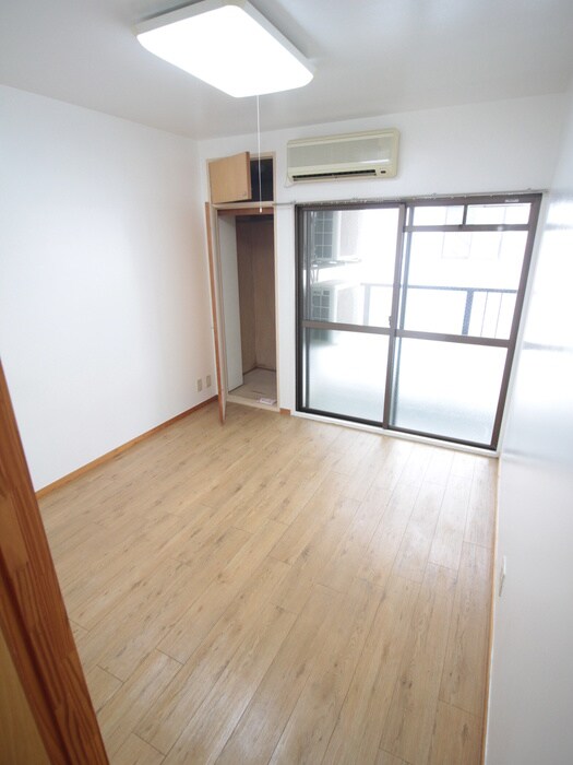 物件内観写真14　(居室)