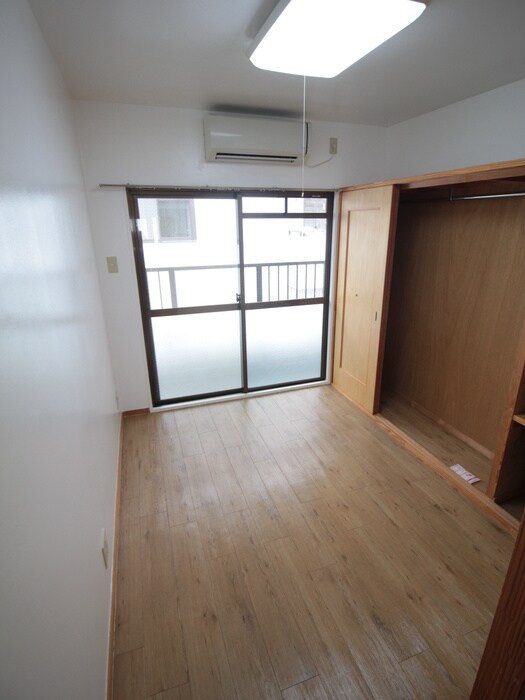 物件内観写真17　(居室)