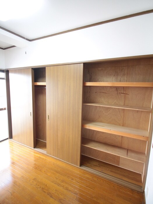 物件内観写真18　(収納)