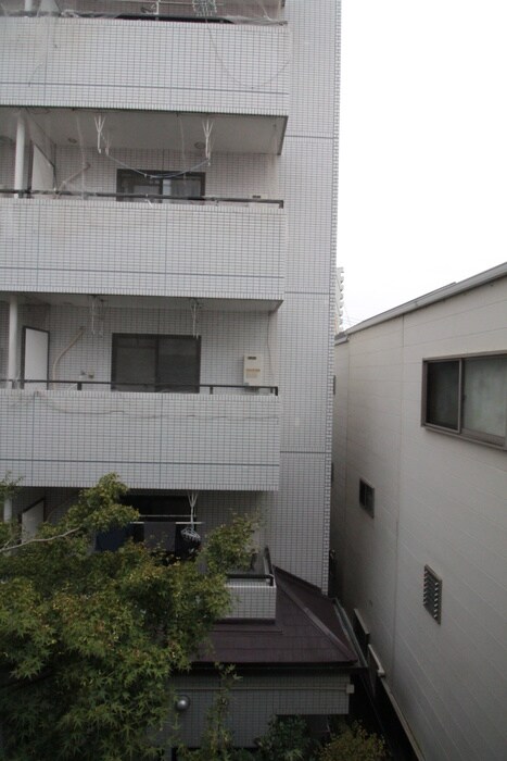 物件内観写真21　(室内からの展望)