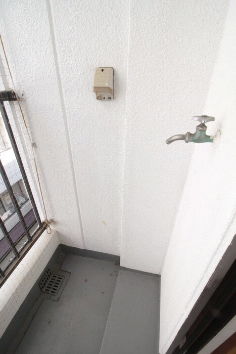 物件内観写真21　(洗濯機置場)