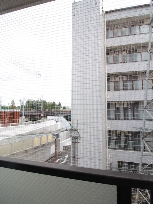 物件内観写真22　(室内からの展望)