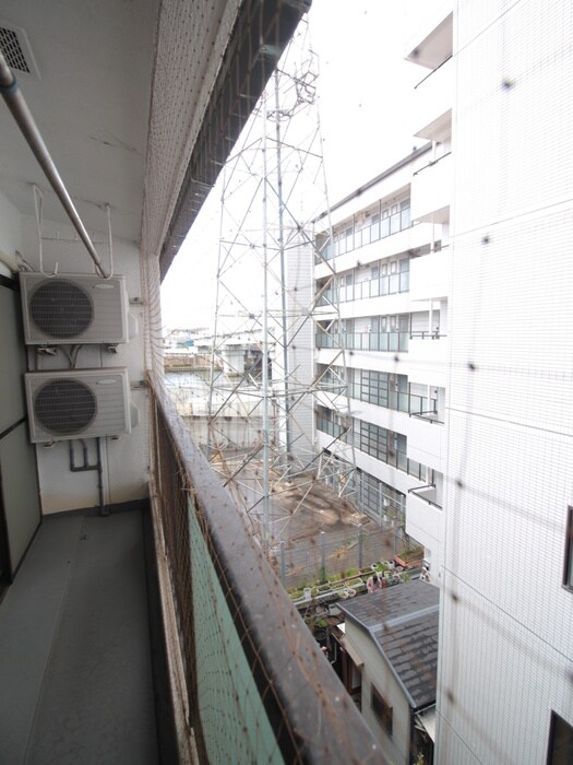 物件内観写真22　(室内からの展望)