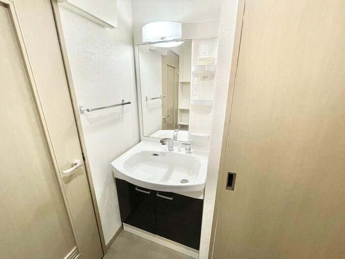 物件内観写真11　(洗面)