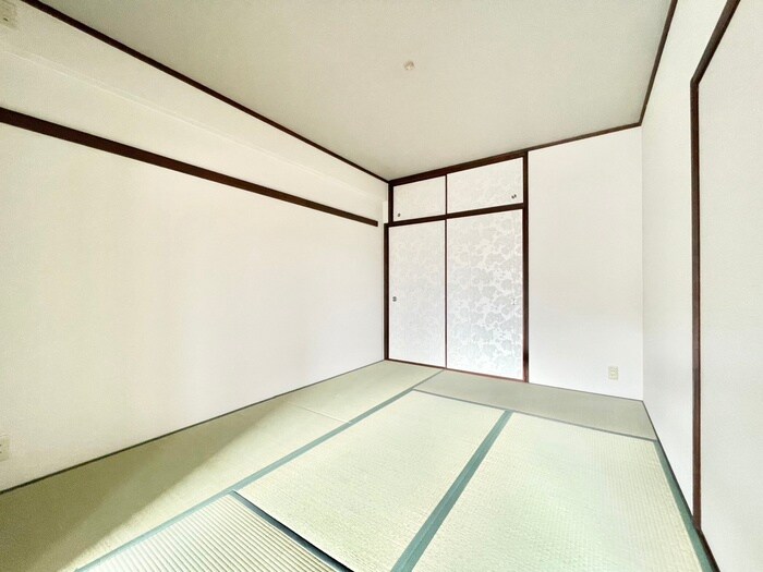 物件内観写真13　(居室)