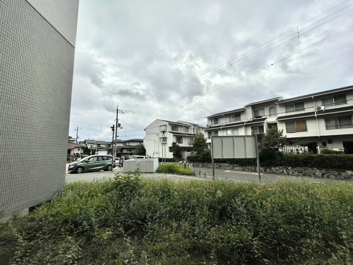 物件内観写真21　(室内からの展望)