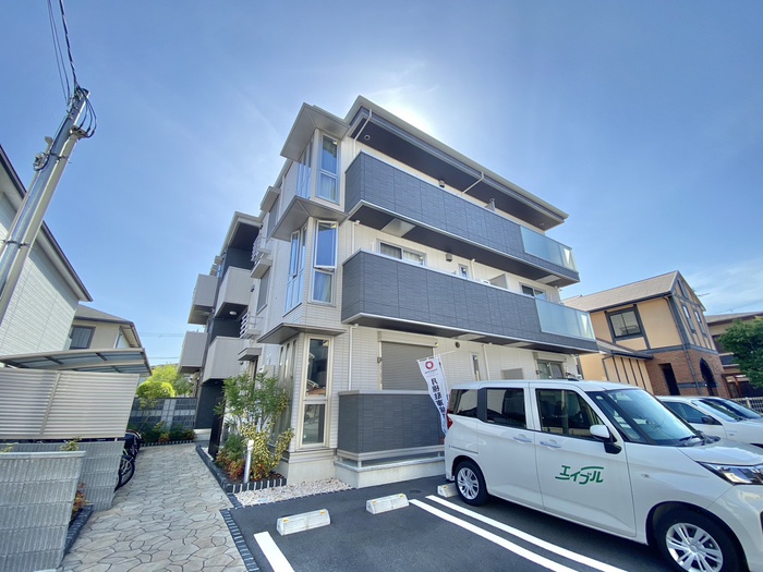 Ｒｉｃｈｅ　Ｈｉｌｌｓ