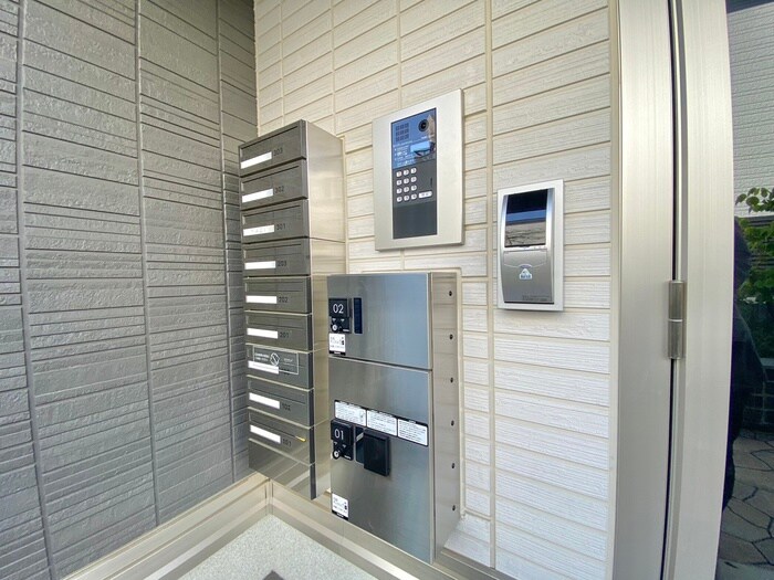 物件外観写真6　(建物設備)