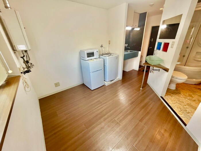 物件内観写真8　(居室)