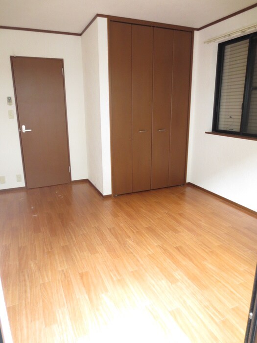 物件内観写真13　(居室)