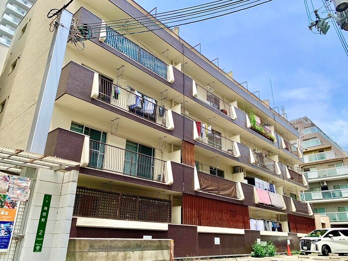 物件外観写真1　(外観写真)