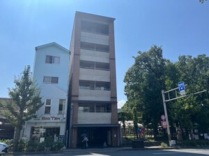 Ｋｚ　ＡＬＬＡＹ外観写真