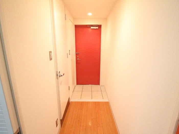 物件内観写真14　(玄関)