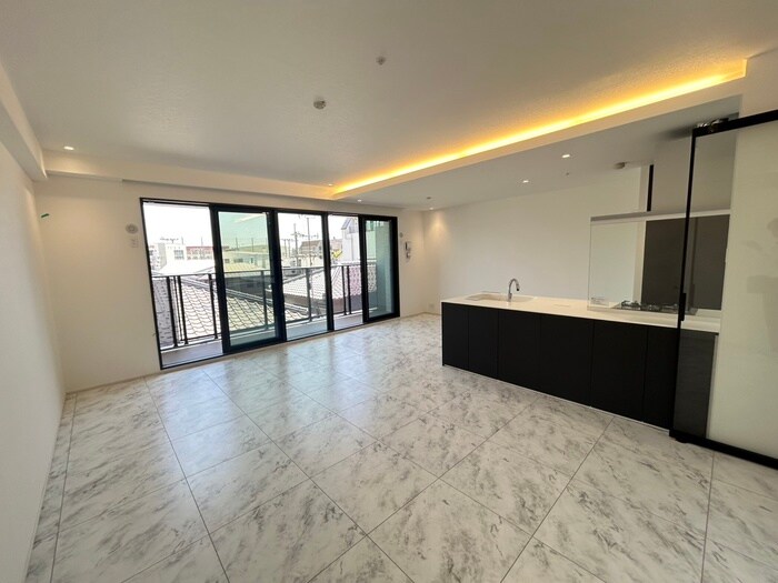 物件内観写真8　(居室)