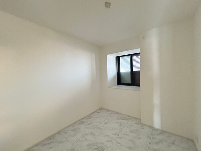 物件内観写真13　(居室)