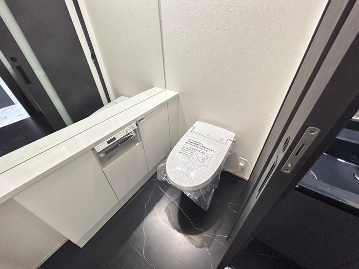 物件内観写真16　(トイレ)