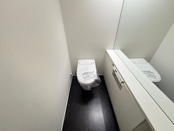 物件内観写真18　(トイレ)