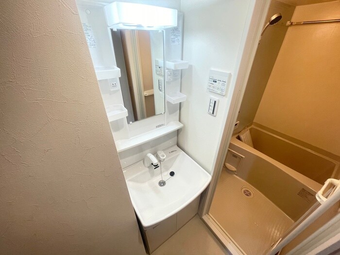 物件内観写真13　(洗面)