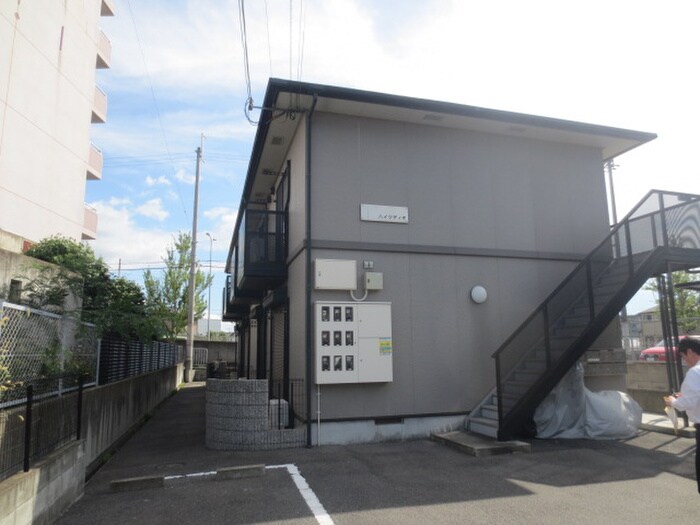 物件外観写真2　(外観写真)