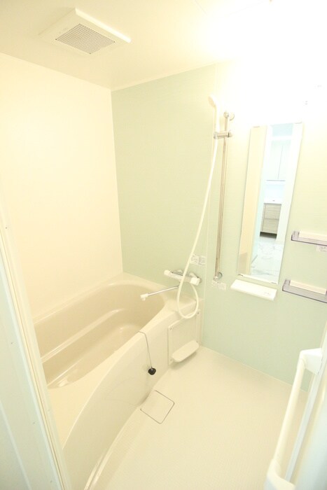 物件内観写真10　(バス／シャワールーム等)