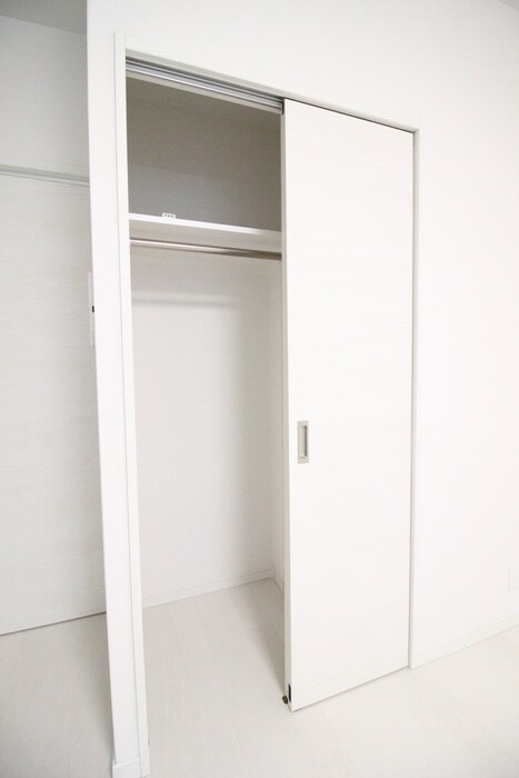 物件内観写真13　(収納)