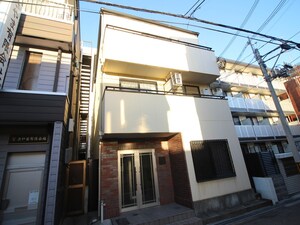 ピースフルコート外観写真
