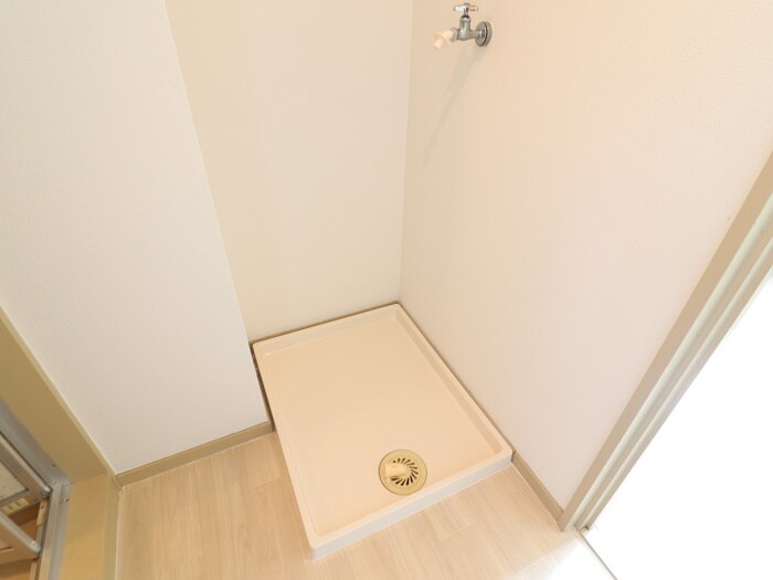 物件内観写真19　(洗濯機置場)