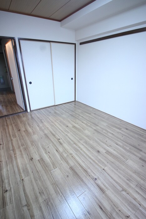 物件内観写真10　(居室)