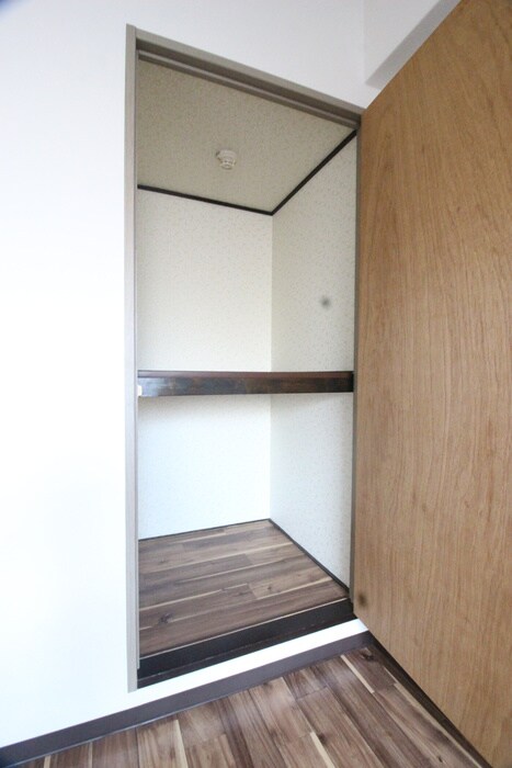 物件内観写真13　(収納)